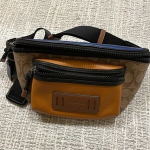 Coach Fanny pack